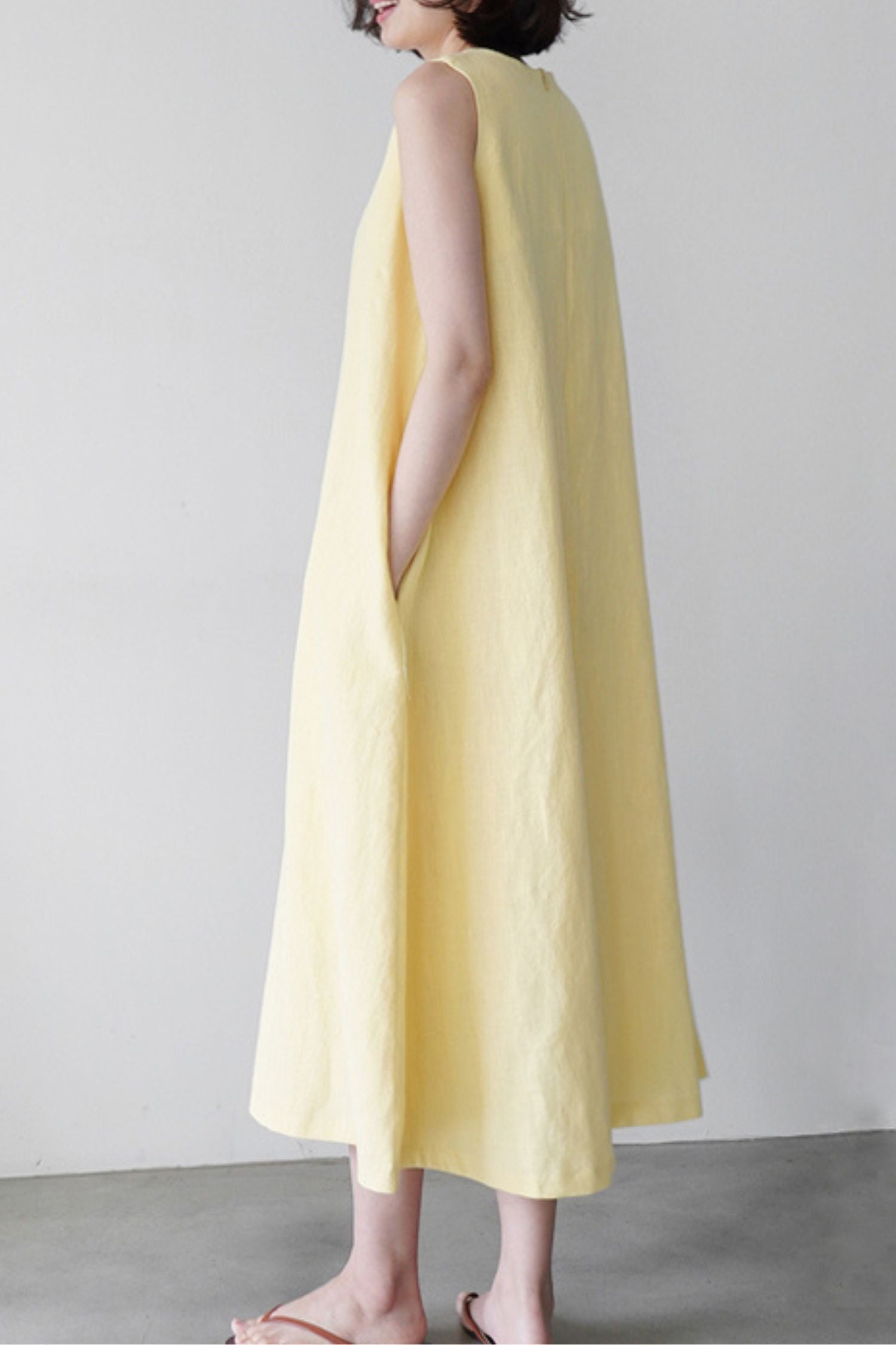 Light Yellow Cotton and Linen Sleeveless Maxi Dress - Loose Fit L0622